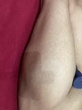 shanayacpl online show from June 4, 2026, 4:33 pm