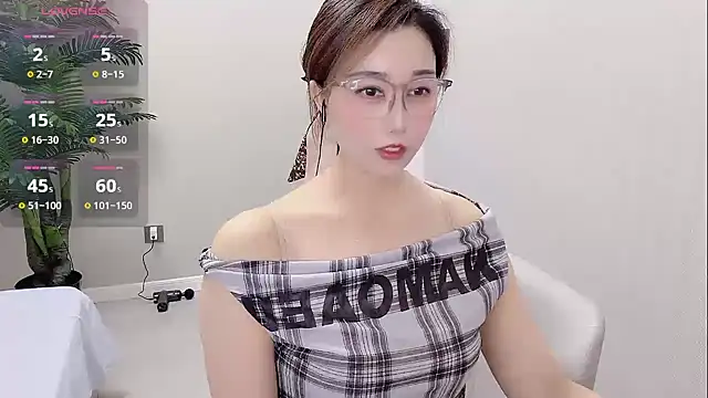 Yunxi- online show from June 20, 2026, 1:38 pm