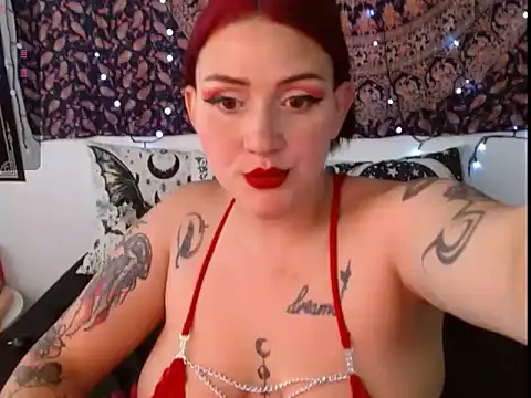 Snapshot of Ozzy_Valentino chatting on July 28, 2026, 7:26 pm Ozzy Valentino online show from July 28, 2026, 7:26 pm