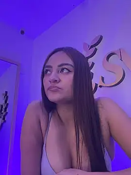 MilyClem online show from May 20, 2026, 12:51 am