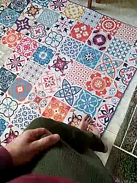 mirr035 online show from April 10, 2026, 1:40 pm