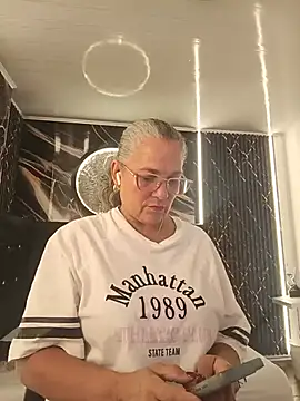 Misevie online show from July 5, 2026, 2:05 am