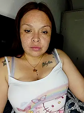 Lina19 93 online show from April 14, 2026, 2:16 am