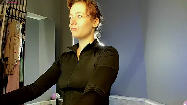 Ricki Bloom online show from June 20, 2026, 1:10 am