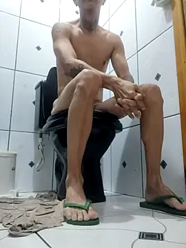 Snapshot of elchamogabotiktok chatting on April 12, 2026, 10:40 am elchamogabotiktok online show from April 12, 2026, 10:40 am