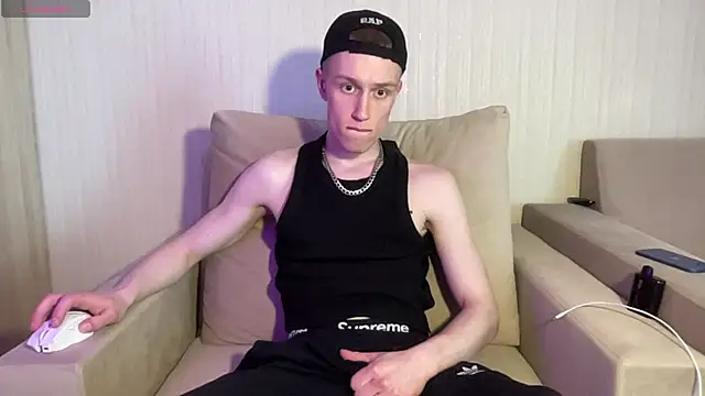 Travis Gracile online show from May 2, 2026, 9:25 am