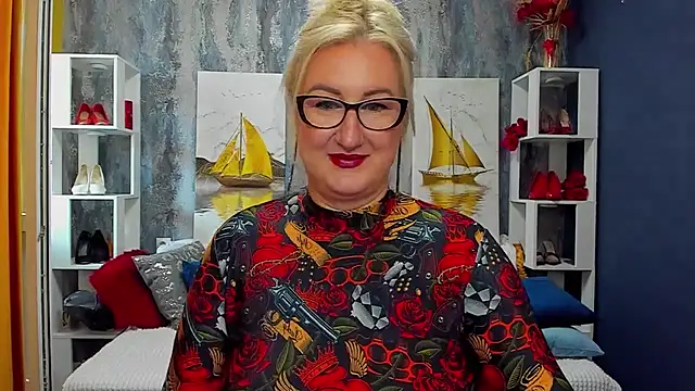 Snapshot of DianaFrances chatting on April 23, 2026, 8:10 am DianaFrances online show from April 23, 2026, 8:10 am