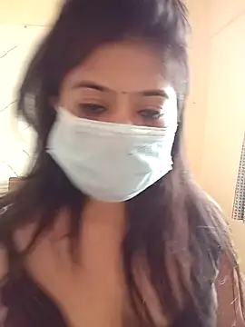 dearmona00 online show from July 12, 2026, 7:42 am