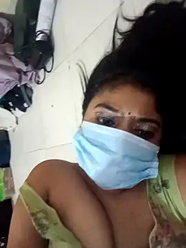 dearmona00 online show from June 11, 2026, 11:46 pm
