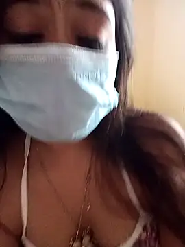 dearmona00 online show from July 7, 2026, 6:47 am