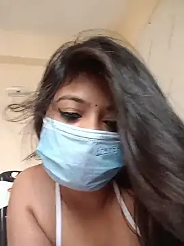 dearmona00 online show from July 3, 2026, 3:35 am