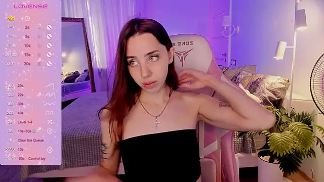CharliGrace  online show from July 15, 2026, 2:18 am