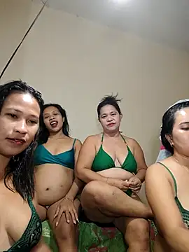 FILIPINAPUSSYPINAY online show from July 25, 2026, 12:40 am