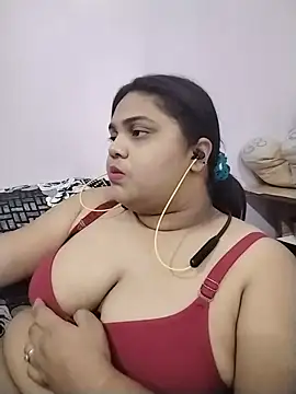hotsilk21 online show from June 19, 2026, 8:31 am
