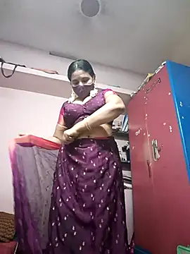 Tamilaunty35 online show from May 5, 2026, 4:43 pm