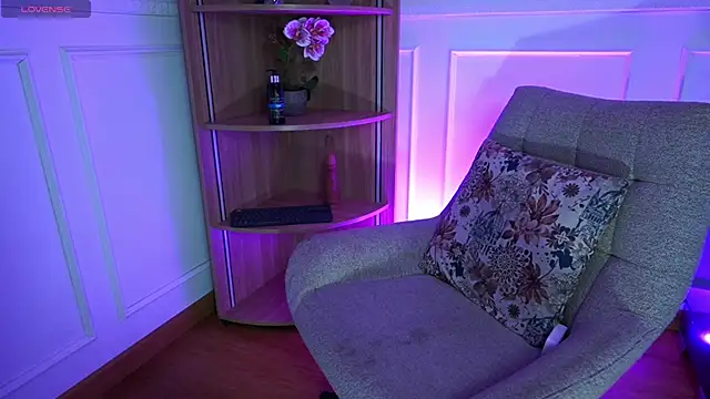 BrianaLane online show from July 28, 2026, 3:21 pm