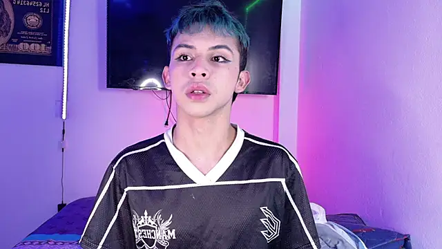 Apolo Prince1 online show from June 19, 2026, 3:12 am