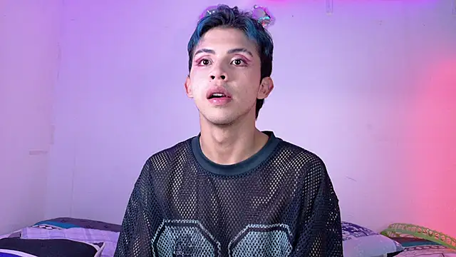 Apolo Prince1 online show from July 9, 2026, 8:52 pm