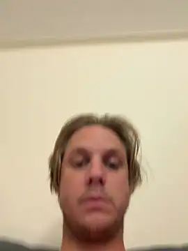 Snapshot of tinyterrors chatting on April 15, 2026, 4:07 am tinyterrors online show from April 15, 2026, 4:07 am