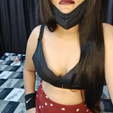 Eleena G online show from June 18, 2026, 8:47 pm