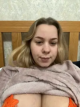 OliviaJadeXx online show from April 26, 2026, 7:33 pm