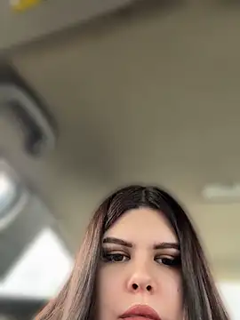 Snapshot of AmeliaBronze chatting on April 15, 2026, 6:52 am AmeliaBronze online show from April 15, 2026, 6:52 am