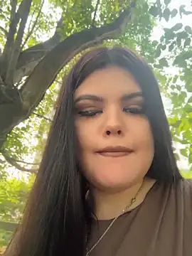 AmeliaBronze online show from June 18, 2026, 2:10 am