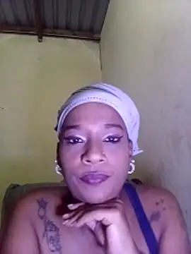 MissyLoveCreator online show from April 12, 2026, 7:44 am