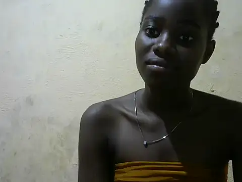 Snapshot of Rerpuss1 chatting on April 13, 2026, 2:43 pm Rerpuss1 online show from April 13, 2026, 2:43 pm