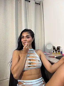 MauraGrayy online show from May 15, 2026, 10:52 pm