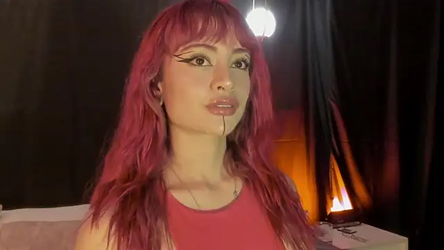 Miiaa Stonee online show from May 29, 2026, 6:14 pm