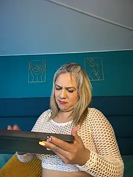Camila Noer online show from July 10, 2026, 1:22 pm