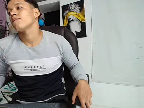 oliver evans  online show from April 16, 2026, 1:50 am