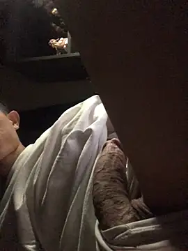 kubizu online show from April 24, 2026, 1:46 pm