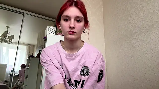 Snapshot of RhodaYonemori chatting on April 14, 2026, 6:29 am RhodaYonemori online show from April 14, 2026, 6:29 am