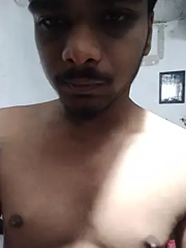 hot sexy lko boy online show from July 18, 2026, 8:39 pm
