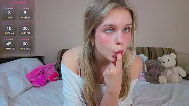 AliceAlways online show from May 18, 2026, 3:06 pm