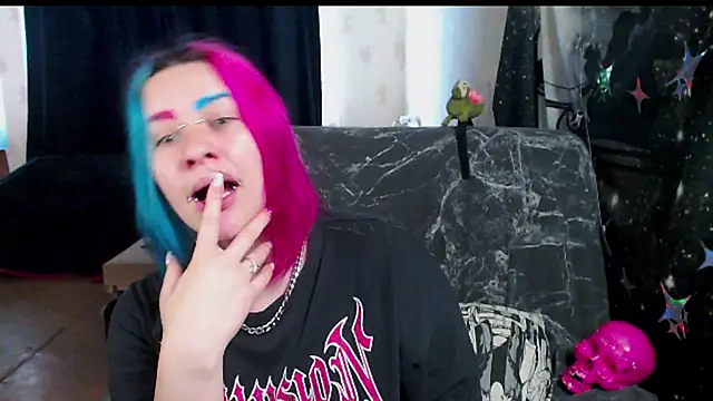Snapshot of Neon_Baddie chatting on April 19, 2026, 9:54 am Neon Baddie online show from April 19, 2026, 9:54 am