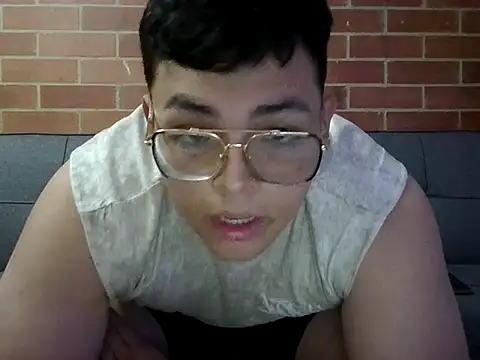 steef0  online show from April 14, 2026, 5:23 am