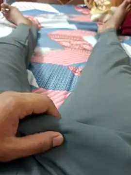 Snapshot of fantastic_fun_boy chatting on April 13, 2026, 1:37 pm fantastic fun boy online show from April 13, 2026, 1:37 pm