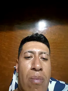Martin27xxxhot online show from July 31, 2026, 11:53 am