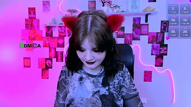 Snapshot of nikki_kiss_ chatting on May 13, 2026, 9:05 am nikki kiss online show from May 13, 2026, 9:05 am