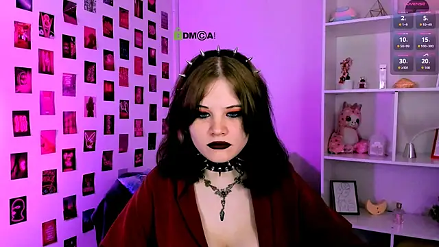 nikki kiss  online show from July 30, 2026, 8:57 am