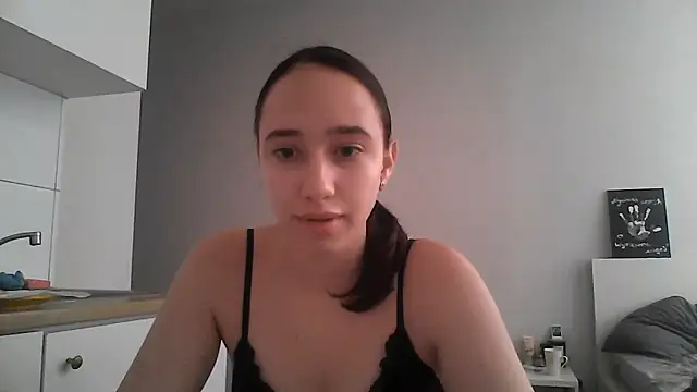 DarkMirel online show from July 9, 2026, 3:55 pm
