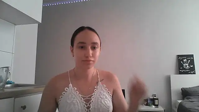 DarkMirel online show from July 31, 2026, 2:05 pm