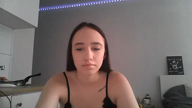 DarkMirel online show from July 10, 2026, 12:16 pm