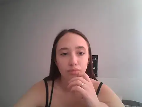 DarkMirel online show from June 8, 2026, 11:22 am