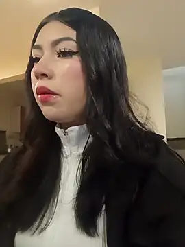 Snapshot of Emiily__Evans chatting on April 14, 2026, 2:00 pm Emiily Evans online show from April 14, 2026, 2:00 pm