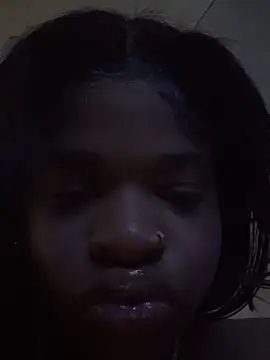 quarigotbodyy online show from April 13, 2026, 8:57 pm