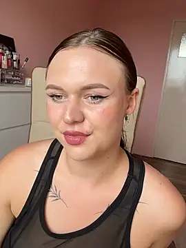 SweetLikaaa online show from May 31, 2026, 5:08 pm